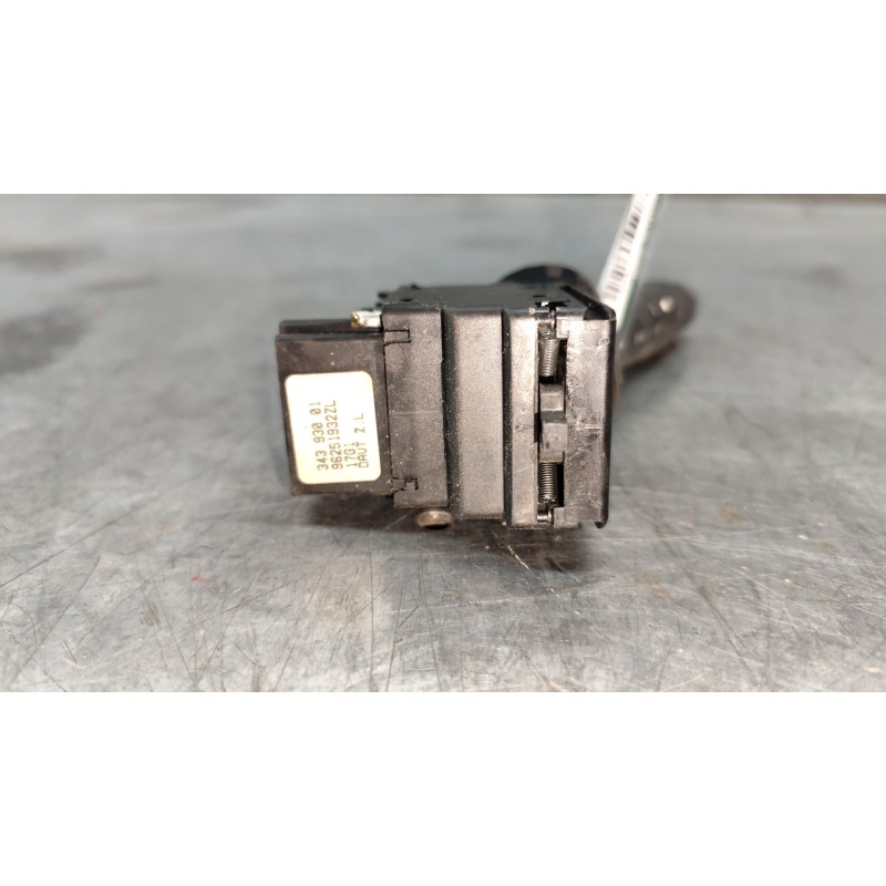 Recambio de mando luces para citroën xsara picasso 2.0 hdi referencia OEM IAM 96251932ZL - Plata 2