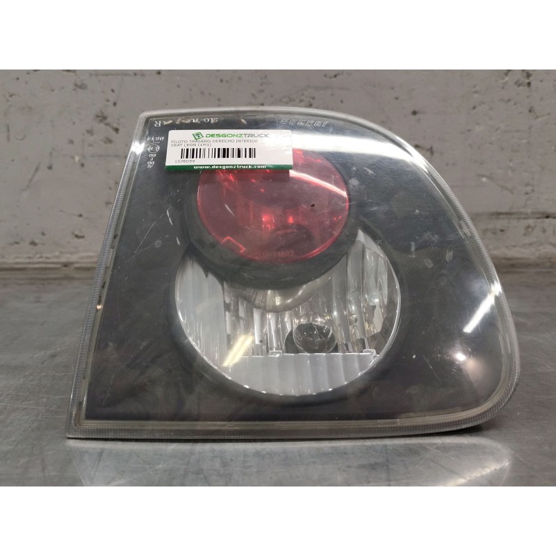 Recambio de piloto trasero derecho interior para seat leon (1m1) referencia OEM IAM - Gris 4