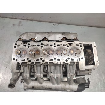 Recambio de culata para volkswagen touareg (7l6) tdi v10 referencia OEM IAM 071033735  