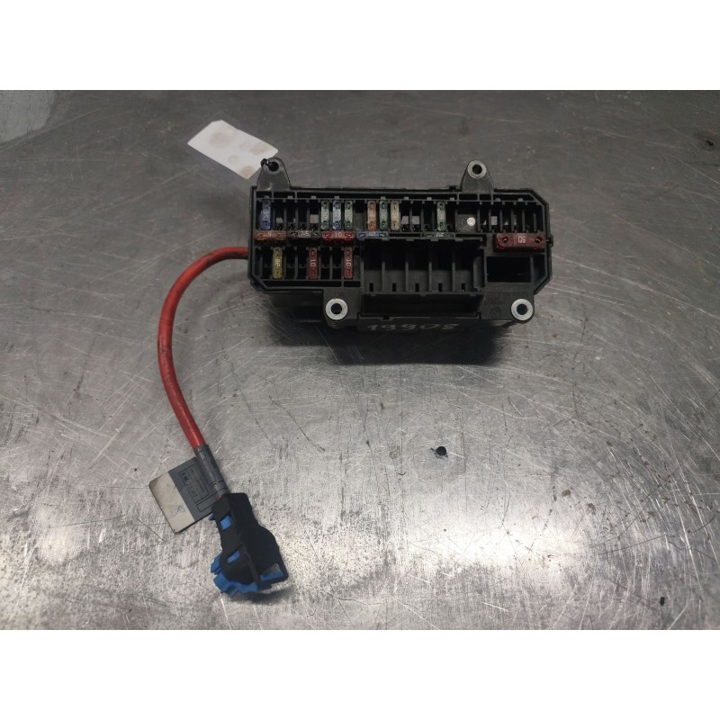 Recambio de caja reles / fusibles para bmw serie 7 (e65/e66) 730d referencia OEM IAM 6113690058301 10688710 