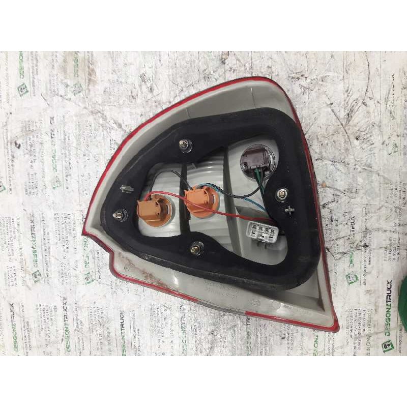 Recambio de piloto trasero izquierdo para mitsubishi carisma berlina 4 (da0) 1900 comfort referencia OEM IAM 3