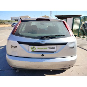 ford focus berlina (cak) del año 2000