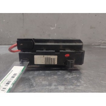 Recambio de caja reles / fusibles para bmw serie 7 (e65/e66) 730d referencia OEM IAM 6113690058301 10688710 