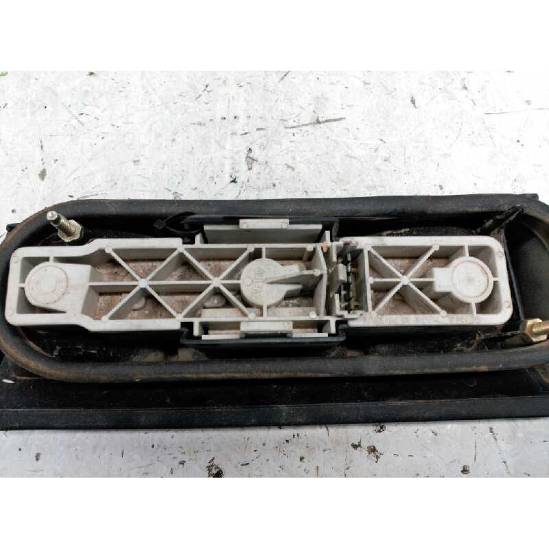 Recambio de piloto trasero derecho para renault rapid/express (f40) 1.4 familiar (f402/40m) referencia OEM IAM - Rojo 2