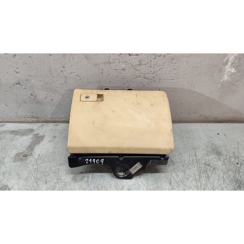 Recambio de guantera para volkswagen passat variant (3c5) advance referencia OEM IAM 3C1857114  
