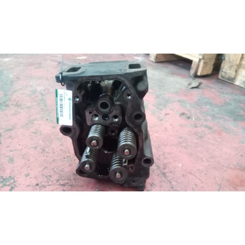 Recambio de culata para scania serie 4 (p/r 114 l) 10.6 diesel referencia OEM IAM 1448282  