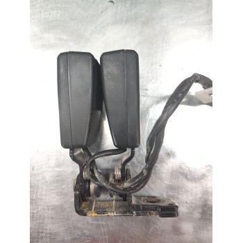 Recambio de enganche cinturon trasero derecho para mg zs suv (azs1) 1.5 vti referencia OEM IAM 424186001  