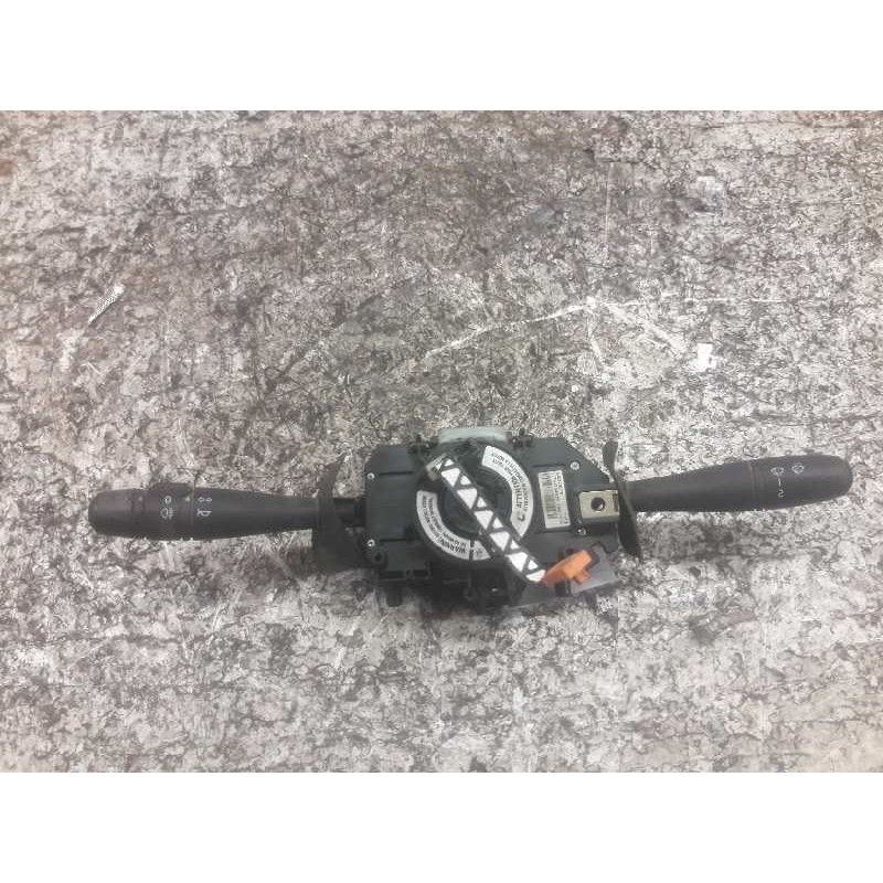 Recambio de mando multifuncion para renault master combi desde '98 2.5 diesel referencia OEM IAM 7700354626 13/4/13 PINS - Blanco