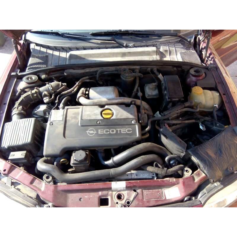 OPEL VECTRA B BERLINA