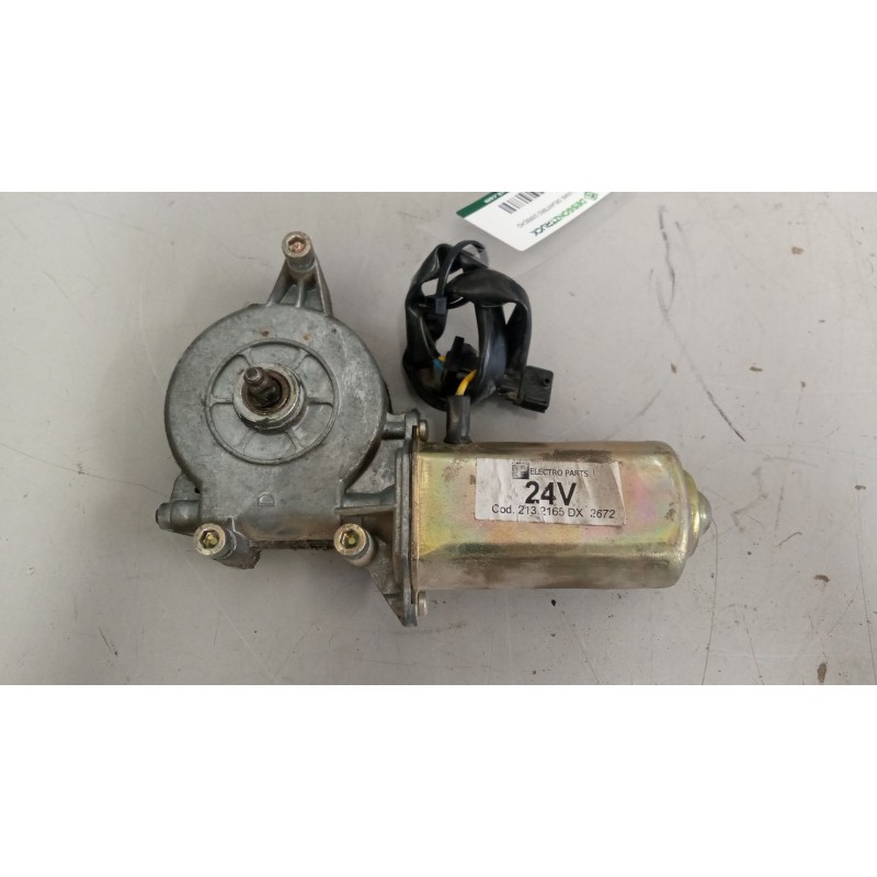 Recambio de motor elevalunas delantero derecho para renault midlum referencia OEM IAM   