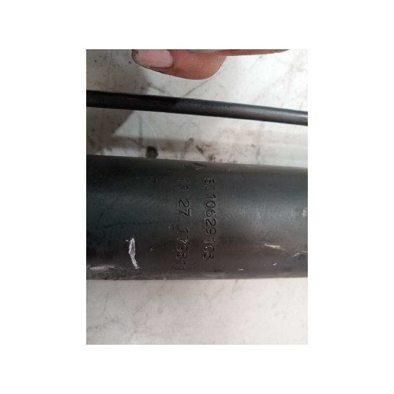 Recambio de brazo elevacion cabina para renault magnum ab diesel referencia OEM IAM 5010629108 - Blanco 2