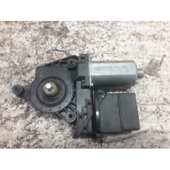 MOTOR ELEVALUNAS TRASERO IZQUIERDO 0130821697 105406301 