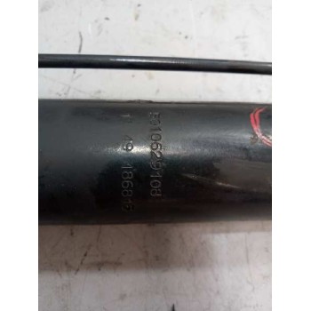 Recambio de brazo elevacion cabina para renault magnum ab diesel referencia OEM IAM 5010629108  