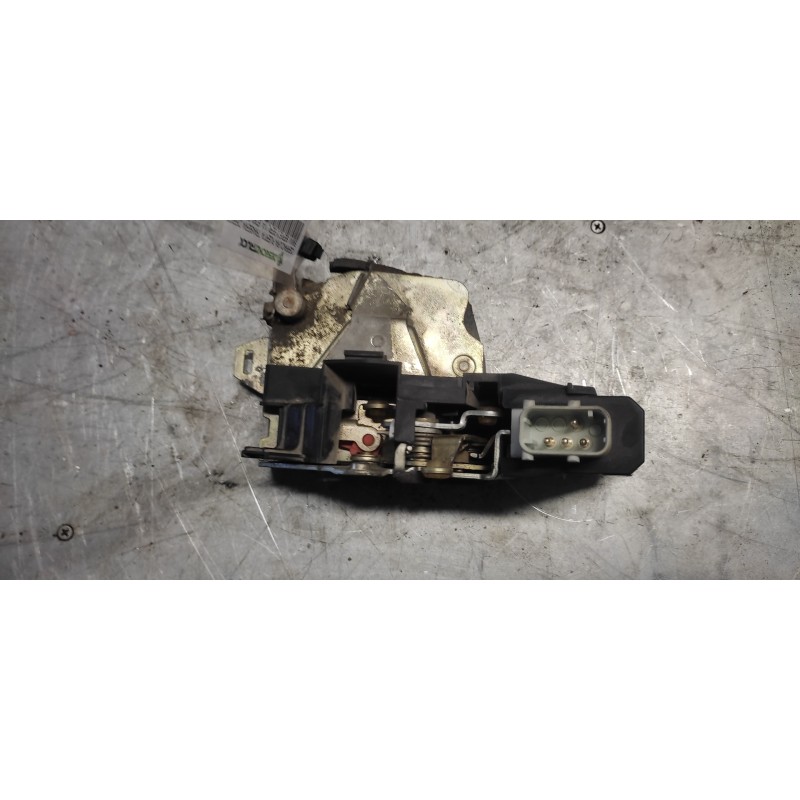 Recambio de cerradura puerta trasera derecha para bmw serie 5 berlina (e39) 525tds referencia OEM IAM 67118352165 4 PINS - Gris 2
