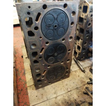 Recambio de culata para pegaso trucks serie 1200 1234 referencia OEM IAM   