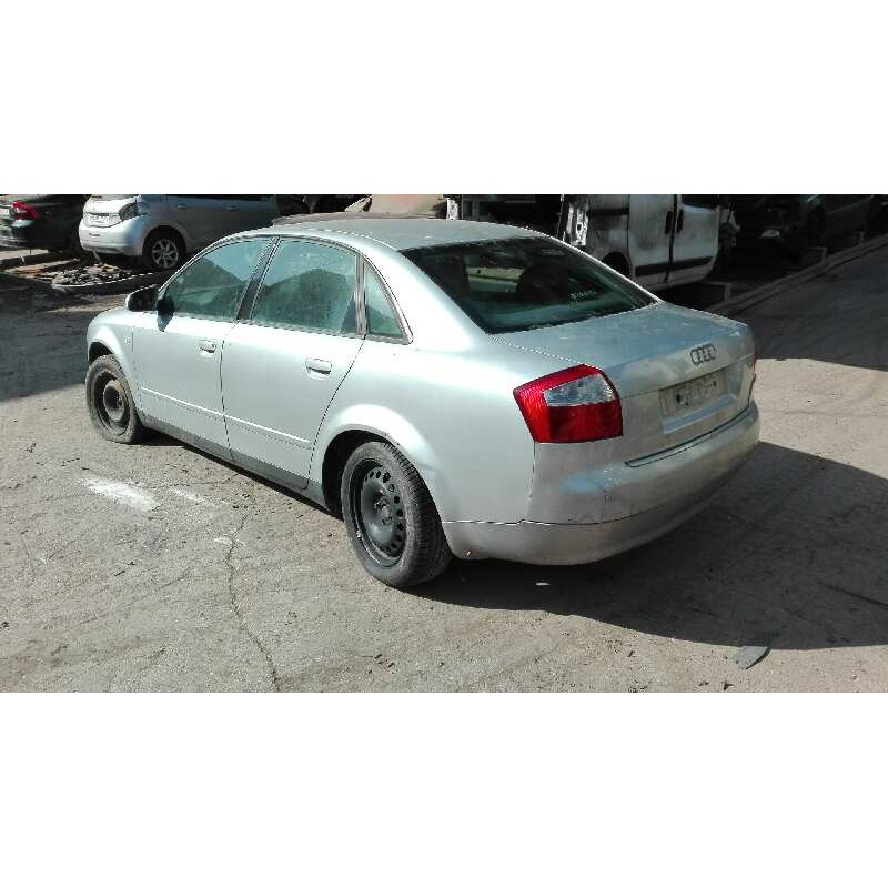 AUDI A4 BERLINA (8E)