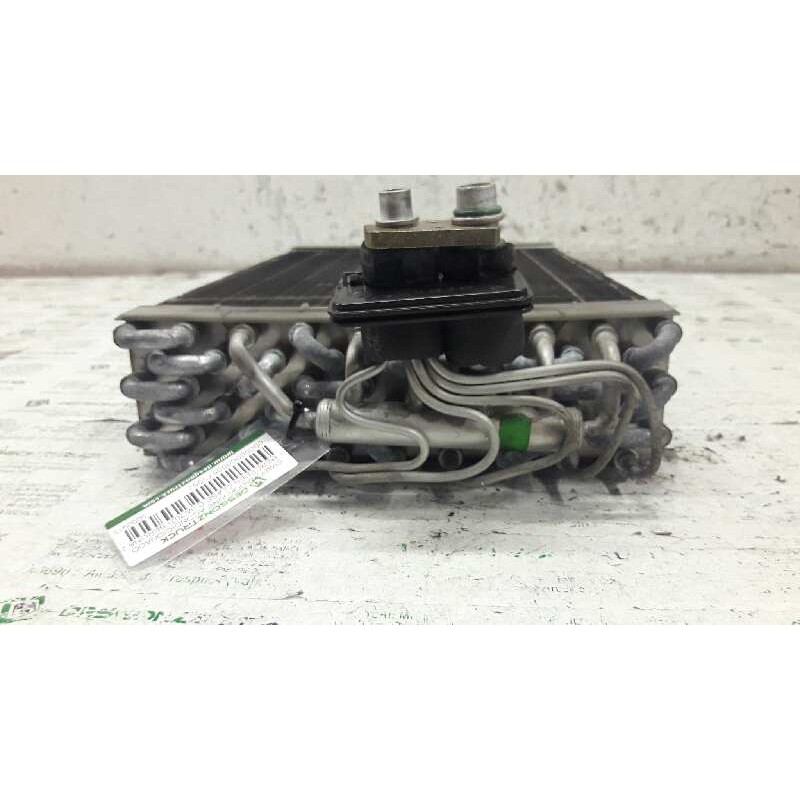 Recambio de evaporador aire acondicionado para mercedes-benz clase c (w202) berlina 250 diesel (202.125) referencia OEM IAM 9000 2