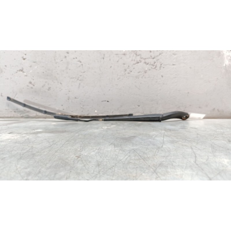 Recambio de brazo limpia delantero derecho para ford c-max 1.6 tdci cat referencia OEM IAM   
