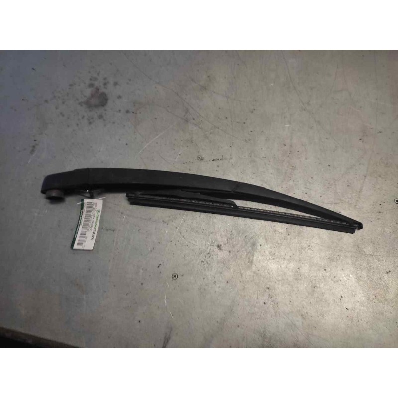 Recambio de brazo limpia trasero para peugeot 308 sw confort referencia OEM IAM - Gris 2