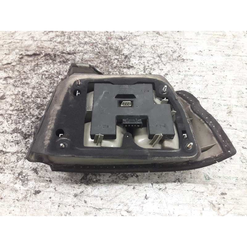 Recambio de piloto trasero izquierdo para ford escort berlina/turnier bravo lim. referencia OEM IAM - Rojo 2