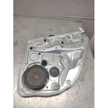 ELEVALUNAS TRASERO DERECHO 1J5839730G 