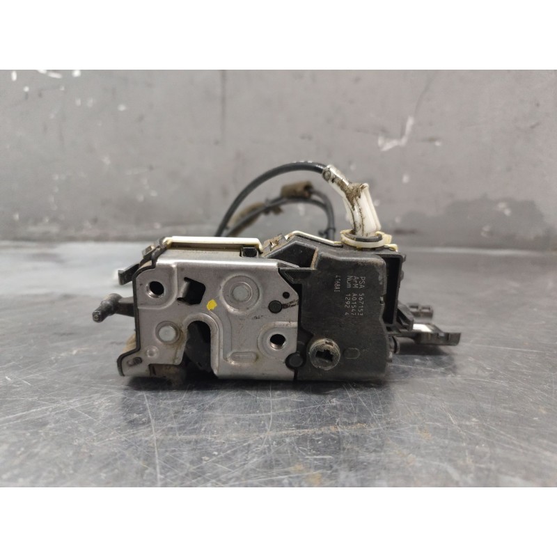 Recambio de cerradura puerta delantera derecha para peugeot 308 confort referencia OEM IAM 567153 A01547 - Blanco 3