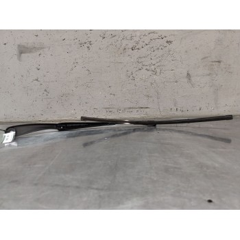 Recambio de brazo limpia delantero izquierdo para mercedes-benz clase gla (x156) gla 200 (156.943) referencia OEM IAM   