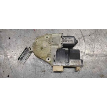 Recambio de motor elevalunas delantero derecho para citroën c4 berlina cool referencia OEM IAM 9681574880 964876100 