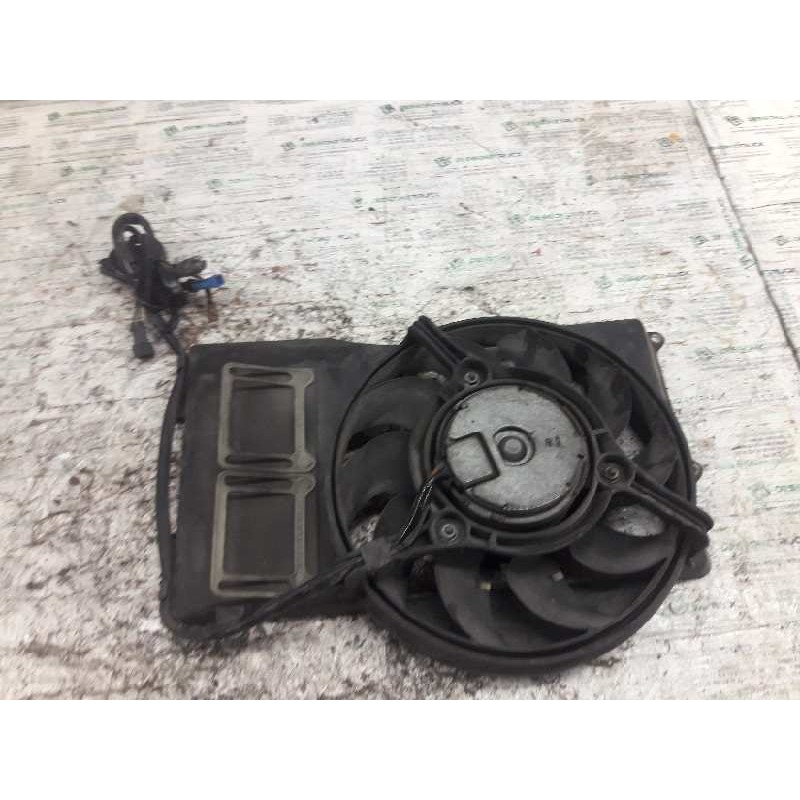 Recambio de electroventilador para audi a6 berlina (c4) 2.5 tdi referencia OEM IAM 4A0121207B - Negro 2