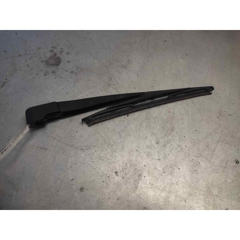 Recambio de brazo limpia trasero para citroën c4 berlina vtr plus referencia OEM IAM 2