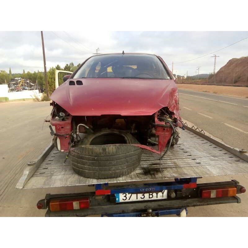 PEUGEOT 206 BERLINA