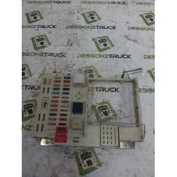 Recambio de caja reles / fusibles para man tg - a 18.xxx fg / bb   (e3/e4) l referencia OEM IAM 81254446074  