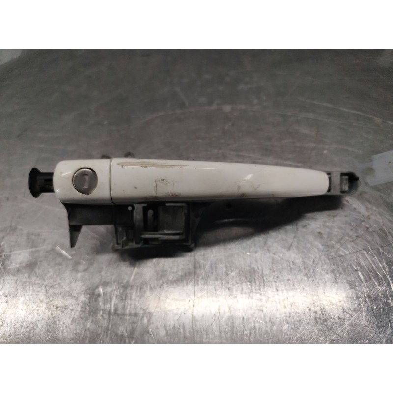 Recambio de maneta exterior delantera izquierda para peugeot 308 confort referencia OEM IAM 9680168680  