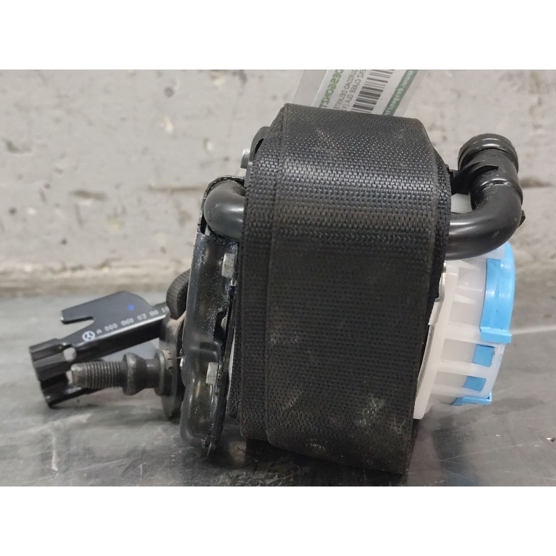 Recambio de cinturon seguridad delantero derecho para mercedes-benz clase gla (x156) gla 200 (156.943) referencia OEM IAM 307794 3