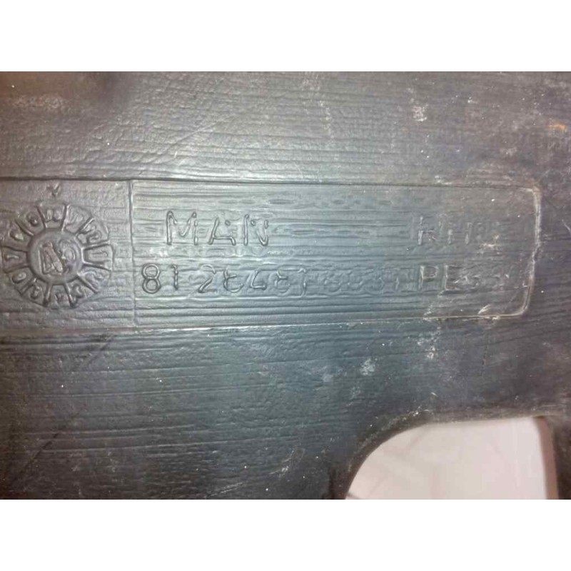 Recambio de deposito limpia para man f 90 19.242/262/292/302 fki batalla 3500 (19.242/262) gran espacio referencia OEM IAM 81264 2