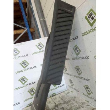Recambio de chimenea caja filtro para renault serie t fg 4x2 cabina high-sleeper referencia OEM IAM 22028049  
