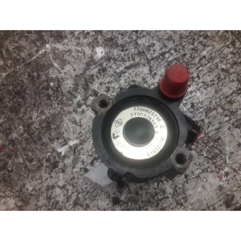 Recambio de bomba direccion para renault laguna (b56) 2.0 d rn (b56f/g) referencia OEM IAM 7700823738C 7700826569A 3