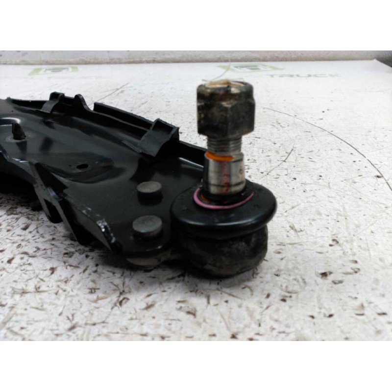 Recambio de brazo suspension inferior delantero izquierdo para renault laguna ii grandtour (kg0) referencia OEM IAM 3