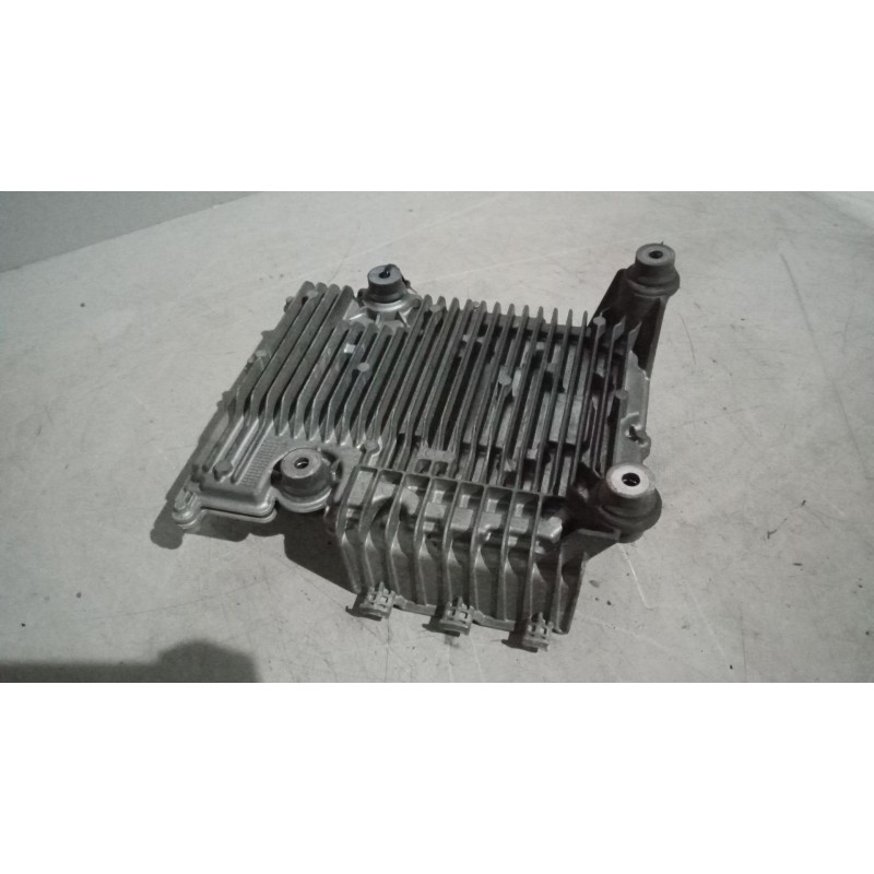 Recambio de modulo electronico para scania serie p/g/r (l-clase) fsa r450 (4x2)eb largo cr 19 a referencia OEM IAM 2064884 centr - Blanco 2