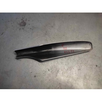 Recambio de moldura para peugeot 308 sw confort referencia OEM IAM 9682131977 BACA IZQUIERDA 
