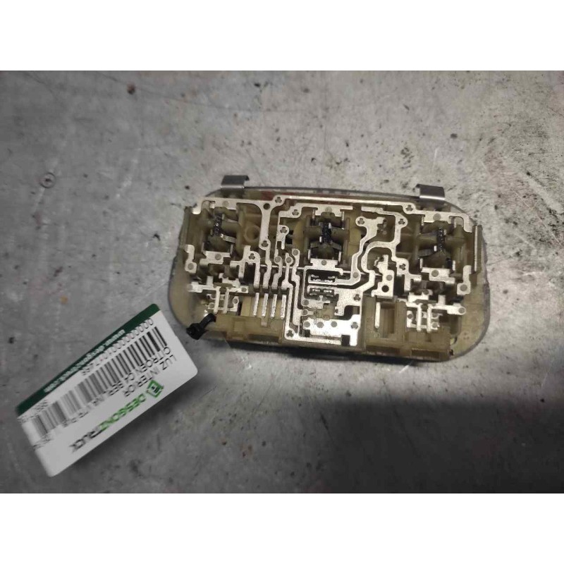 Recambio de luz interior para citroën c4 berlina vtr plus referencia OEM IAM 9680713880 2