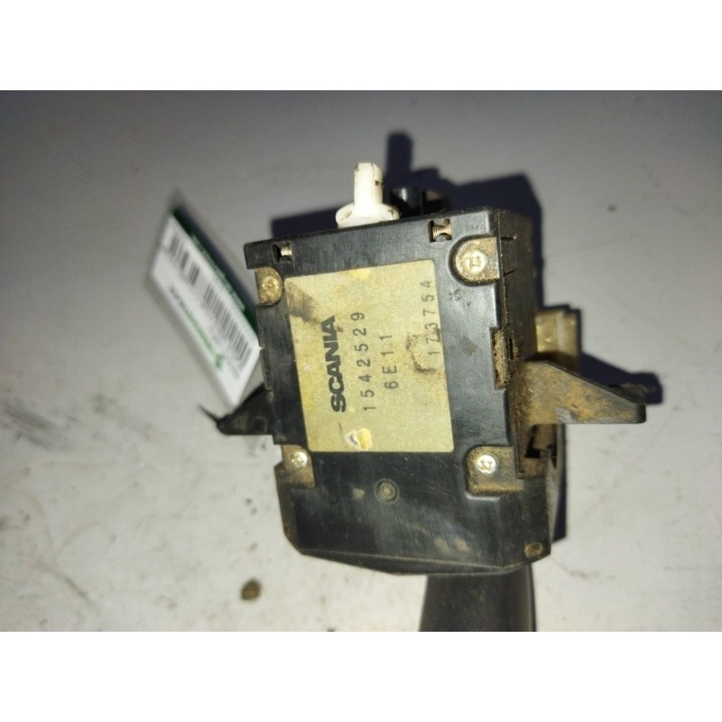 Recambio de mando limpia para scania serie p/g/r (c-clase) 15.6 diesel referencia OEM IAM 1542529 - Rojo 2