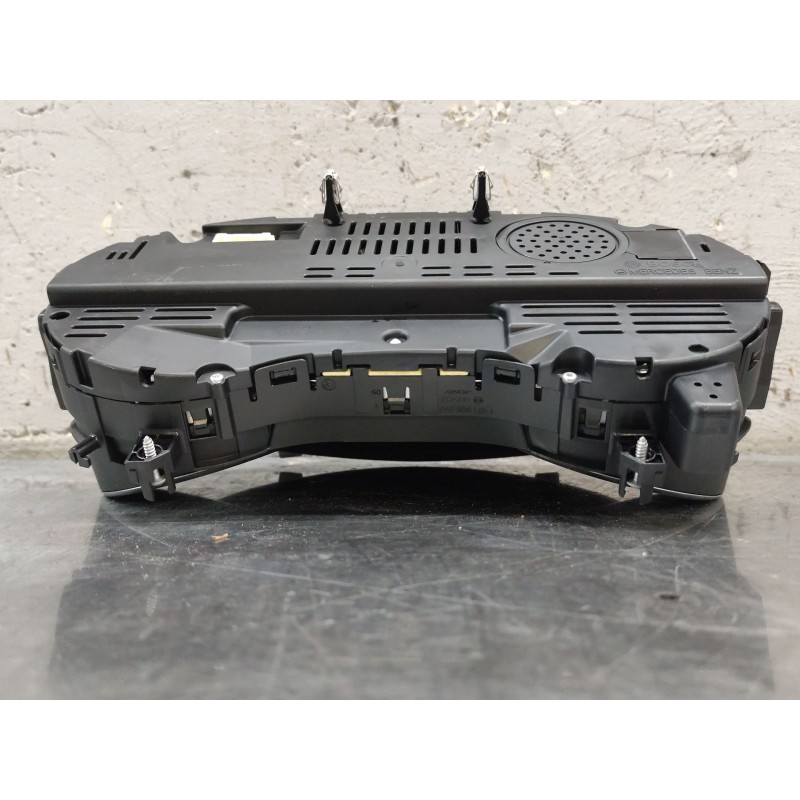 Recambio de cuadro instrumentos para mercedes-benz clase gla (x156) gla 200 (156.943) referencia OEM IAM A1569009503 2