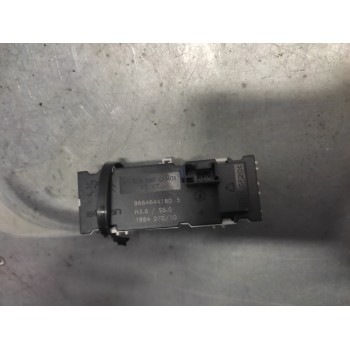 Recambio de pantalla multifuncion para peugeot 308 sw confort referencia OEM IAM 9664644180 3 PINS 