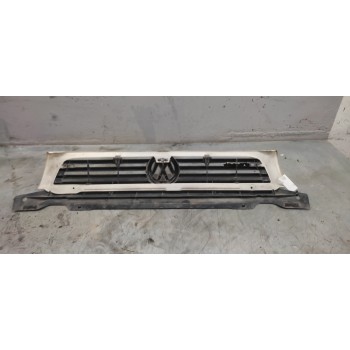 Recambio de rejilla delantera central para volkswagen t4 bus (mod. 1991) 2.5 tdi referencia OEM IAM   