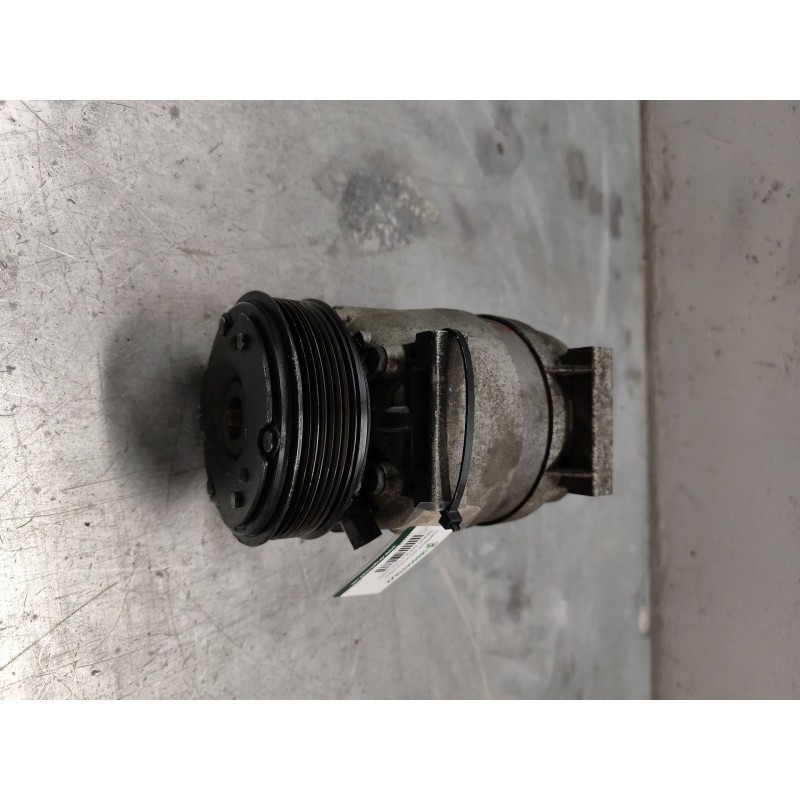 Recambio de compresor aire acondicionado para renault master ii phase 2 combi kombi 2,8t l1 6pl. referencia OEM IAM 8200763772 - Blanco