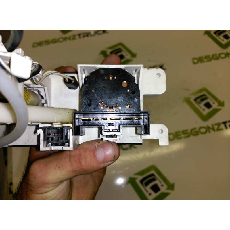 Recambio de mando calefaccion / aire acondicionado para nissan almera (n15) 2.0 diesel referencia OEM IAM - Verde 2
