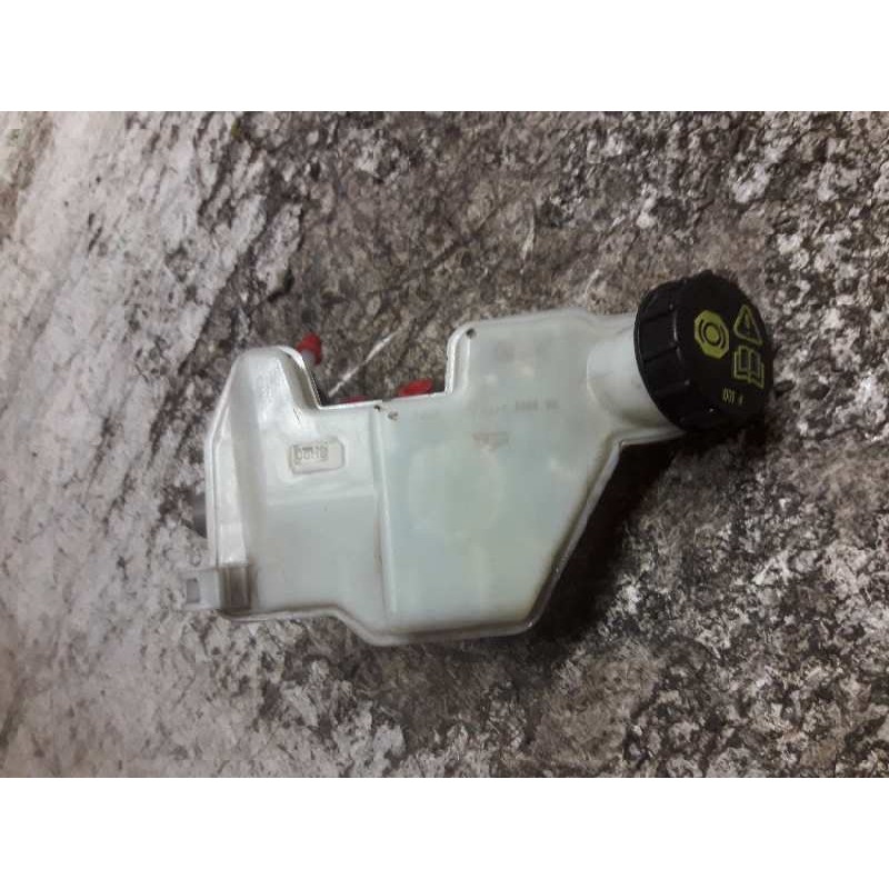 Recambio de bomba freno para ford fiesta (cbk) ambiente referencia OEM IAM 03350884941 - Rojo 3