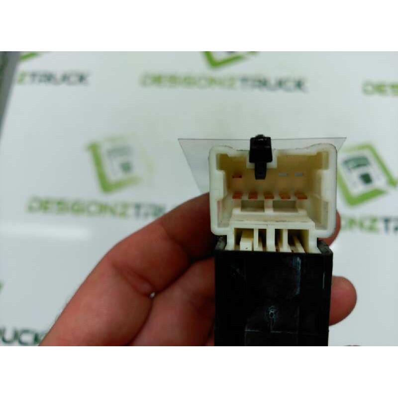 Recambio de mando elevalunas delantero derecho para nissan almera (n15) 2.0 diesel referencia OEM IAM 254110M010 - Verde 2