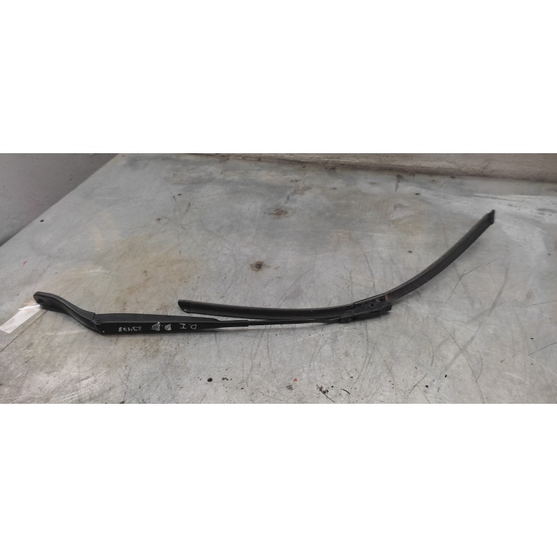 Recambio de brazo limpia delantero izquierdo para citroën c3 lx referencia OEM IAM   